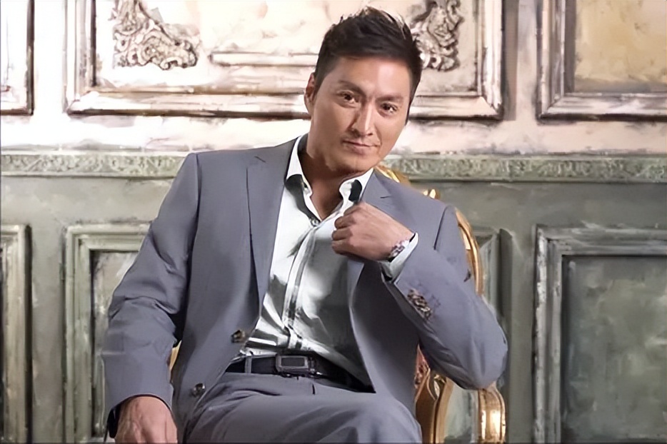 何家劲不拍戏的原因,何家劲工厂食堂伙食