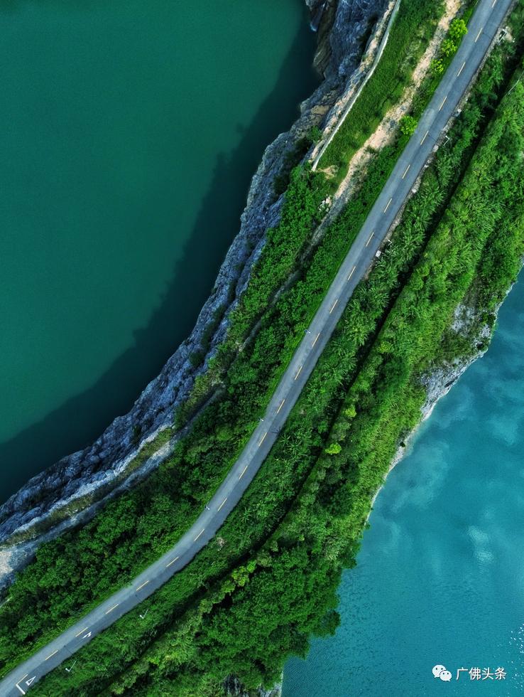 动工！佛山悬崖深潭边建“巨石”地标酒店，视觉震撼，有漂浮泳池……