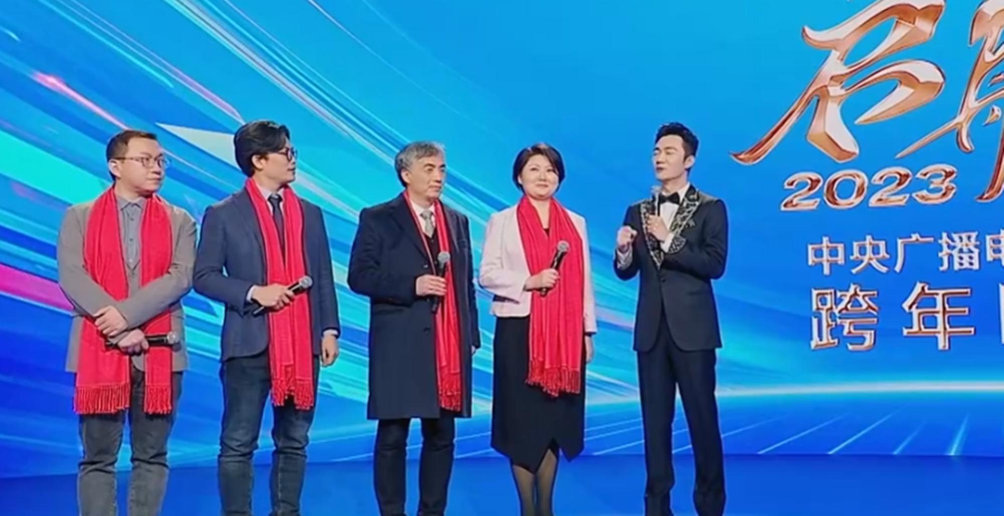 今年央视和湖南跨年哪个好,湖南卫视跨年晚会央视一套