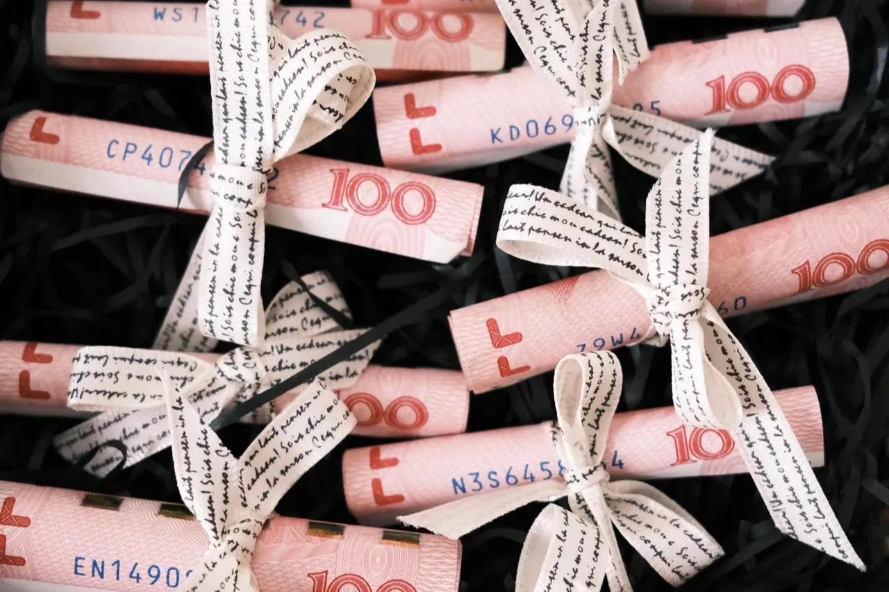 那些赚钱的故事,每天最简单的赚钱方式