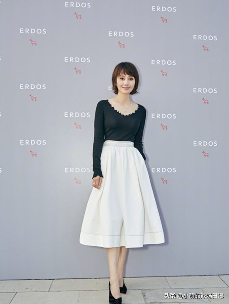 适合头发多的减龄烫发,今年最适合的短头发烫发