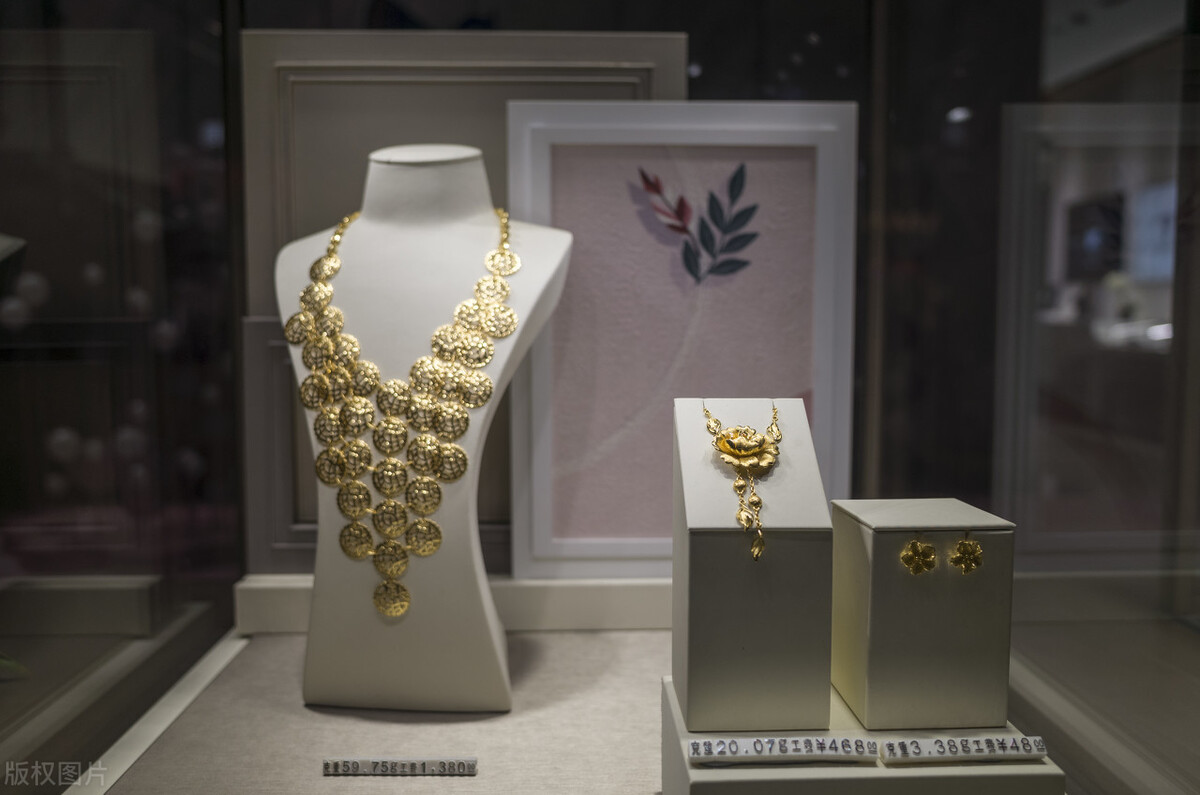 全球10大奢侈品排行,全球奢侈品100强排名