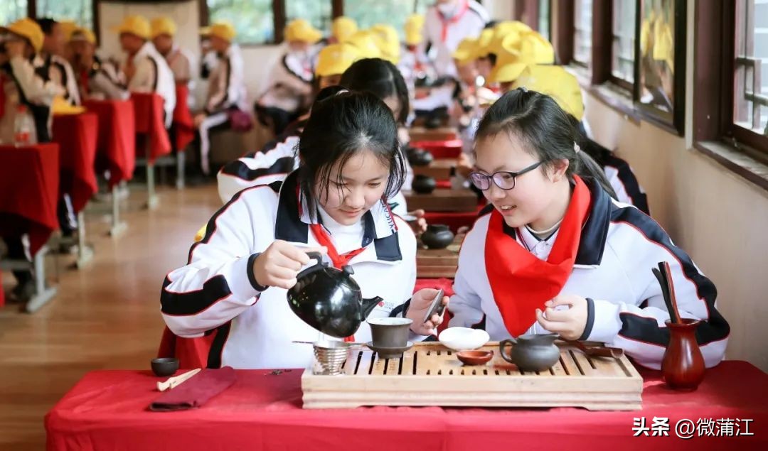 钂叉睙鎴愪匠鑼堕┈涓栧鐮斿鍩哄湴,鍥涘钂叉睙