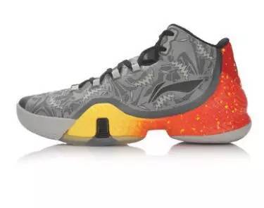 拉塞尔和国产篮球鞋,安踏拉塞尔球鞋一代