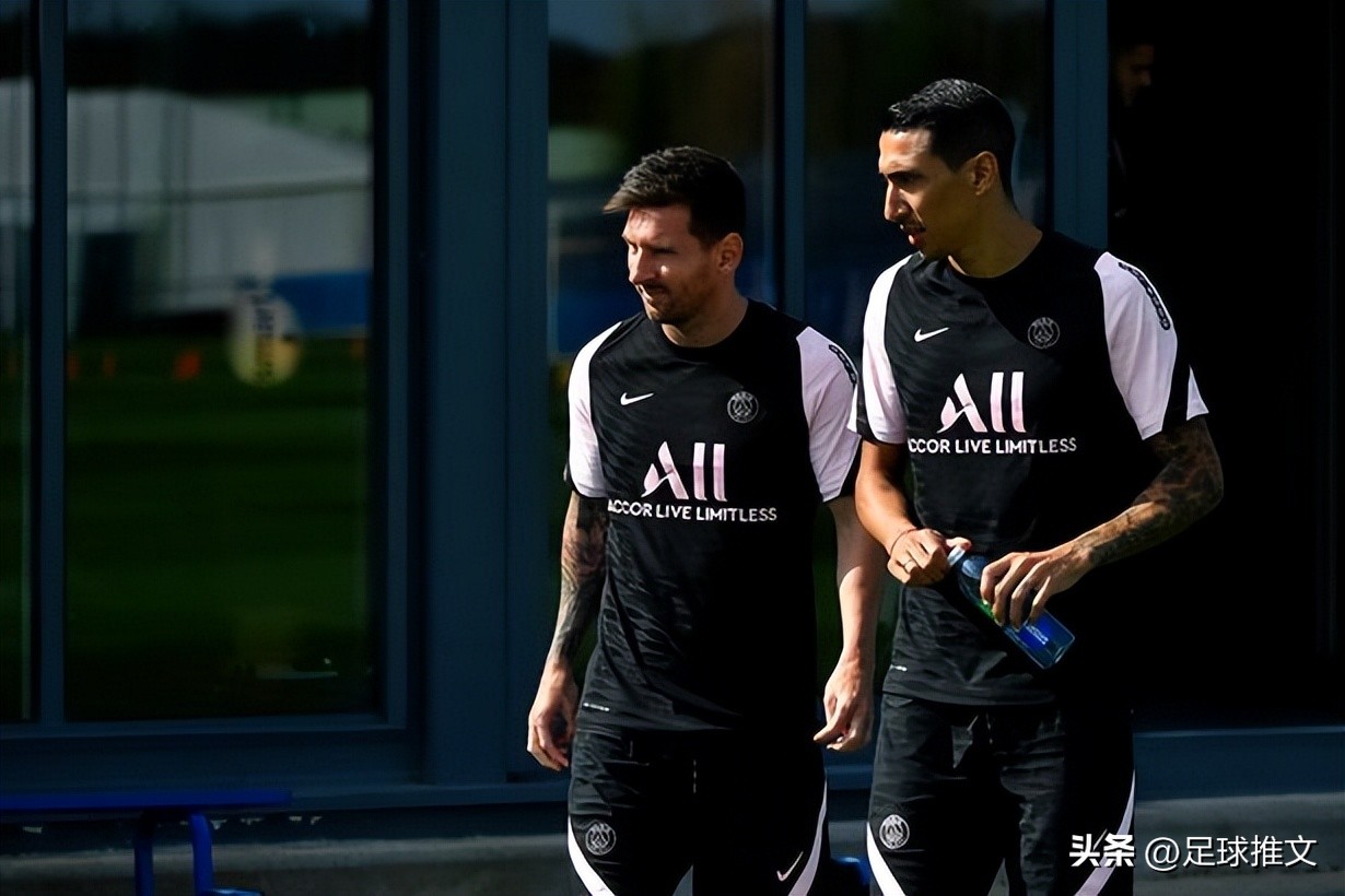 来踢足球吧,贝克汉姆对于梅西加入有多高兴