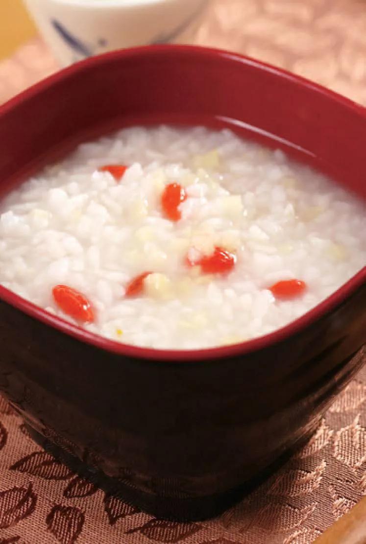 感冒的人适合吃什么营养的菜,感冒的人适合吃什么饭菜