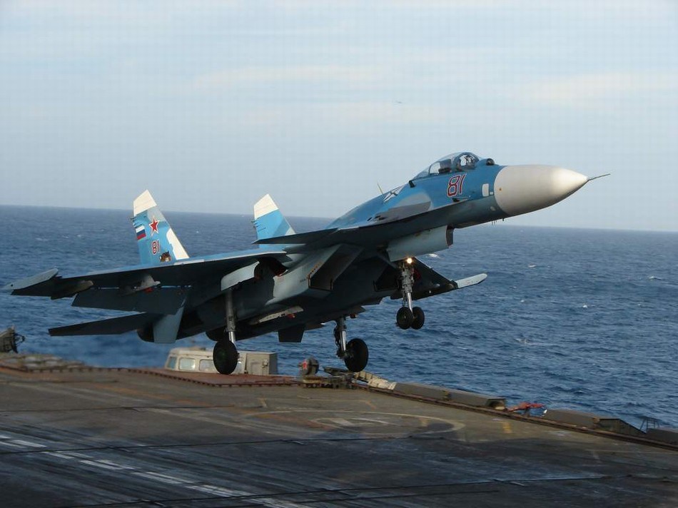 魔改新款歼15,魔改歼15