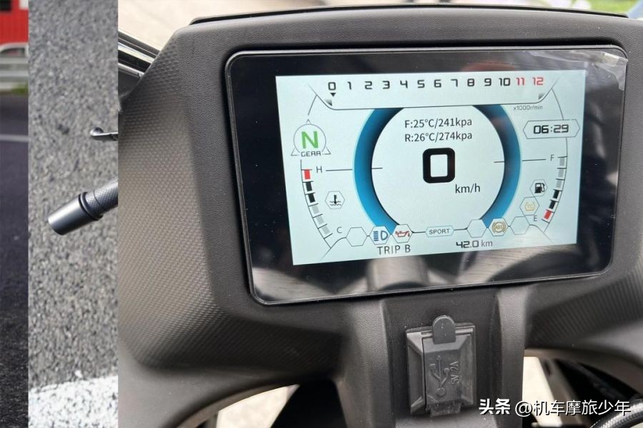 高性价比“网红”意式跑车贝纳利龙卷风402R上市，售价31800元！