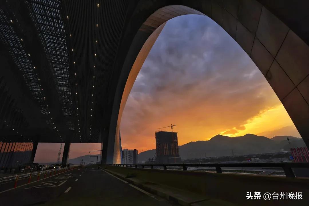 浙江台州火车站停车攻略,台州站高铁怎么坐详细流程