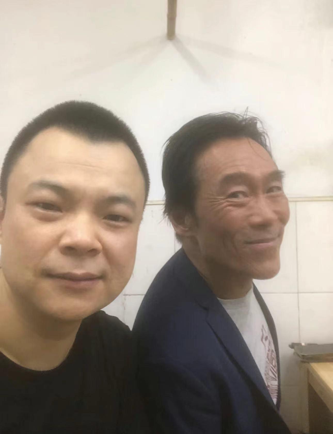 香港演员妻子出轨,57岁香港戏骨定居内地