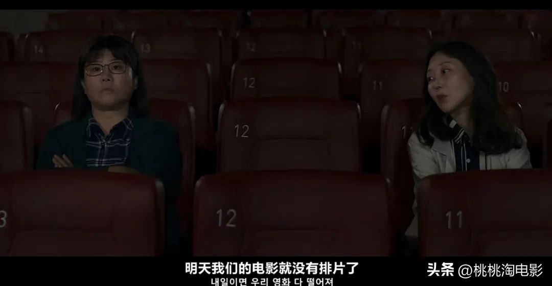 很感动，因为她一直还在坚持