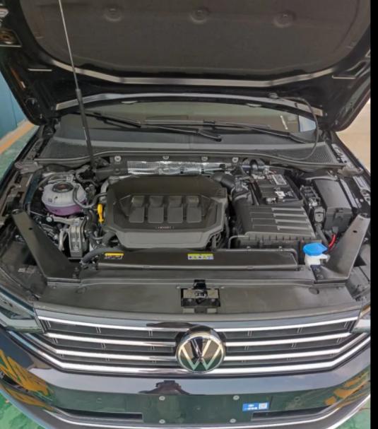 大众迈腾15款1.8t豪华车主口碑,大众迈腾怎么看车配置