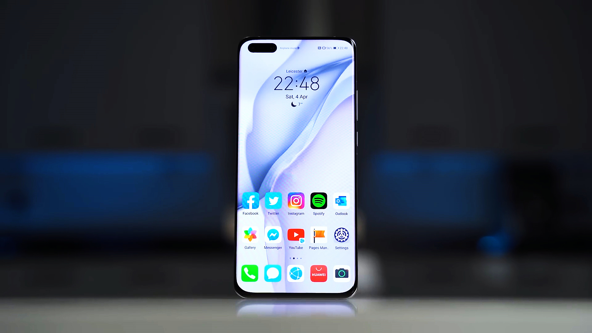 华为千元性价比最高的新机鸿蒙,从2599降到1999元千元机