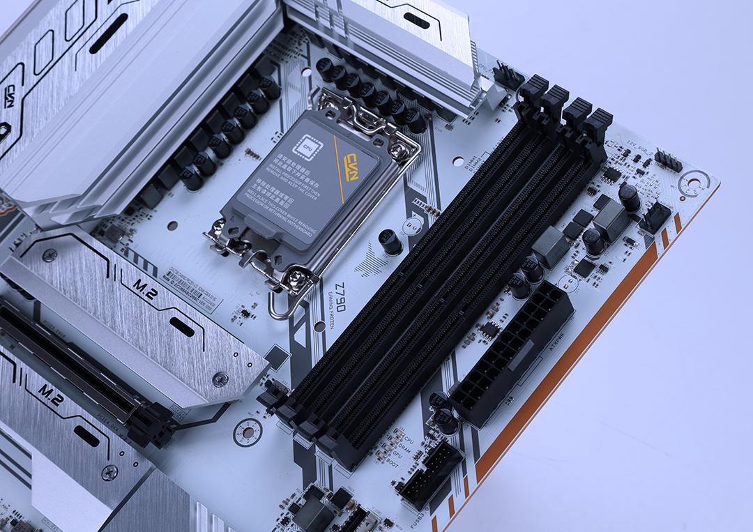 cvnz790七彩虹主板测评,七彩虹z790战列舰主板怎么样