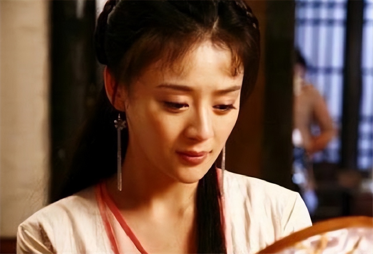 明朝万历年间，一女子变卖家产，却阴差阳错导致全家皆亡