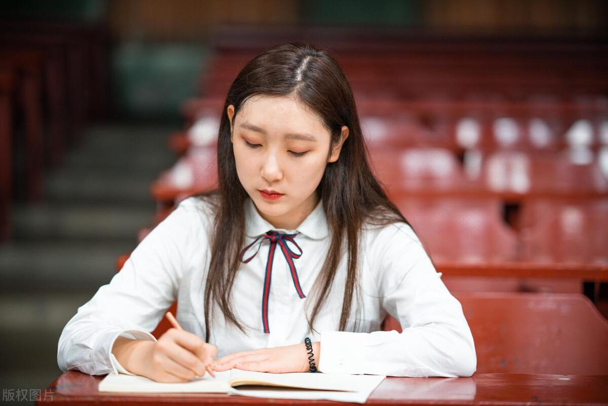 懂得很多道理但是不知道怎么赚钱,懂那么多有什么用