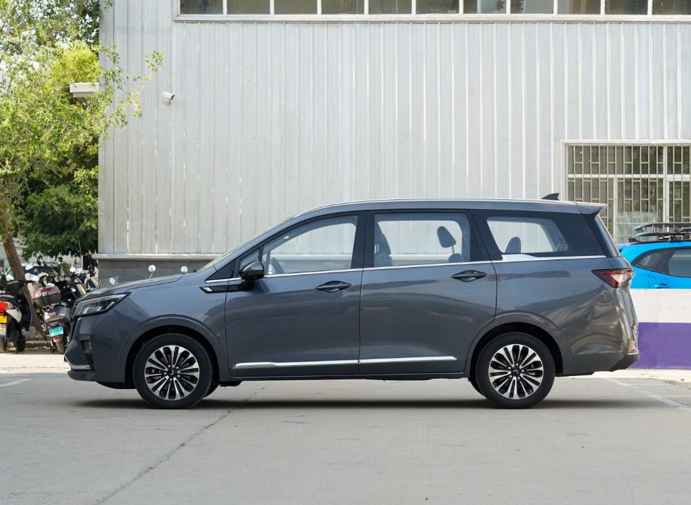 七座自动挡车型推荐10万以下,最新款汽车10万左右自动挡推荐