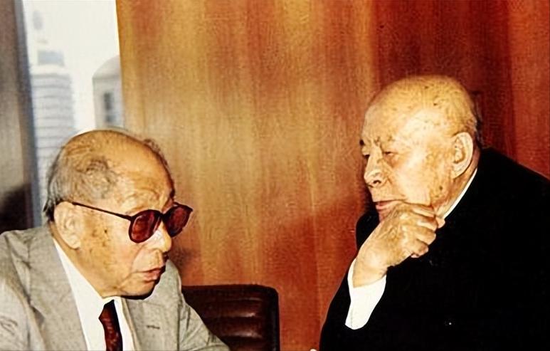 九一八事变张学良为什么不放一枪,九一八事变时张学良为何弃守东北