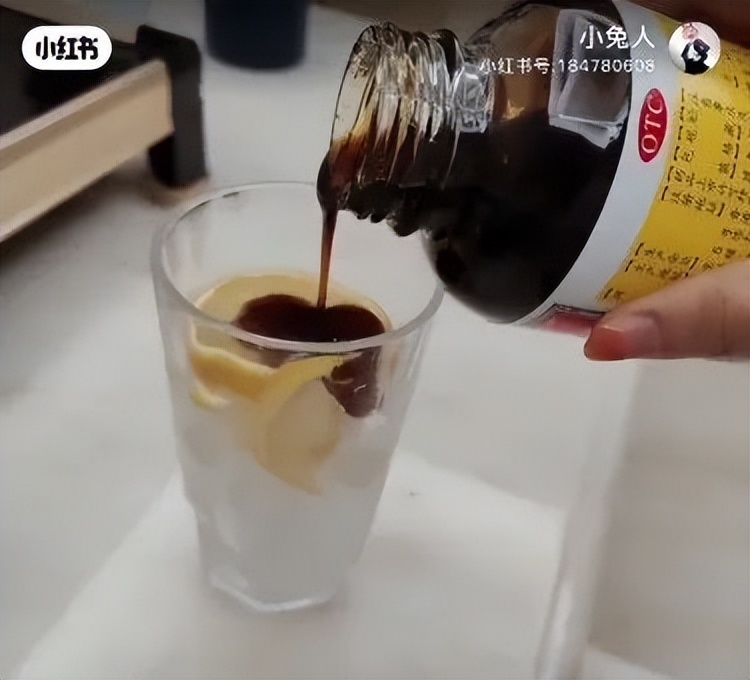 广东凉茶咖啡店,咖啡店的尽头是凉茶