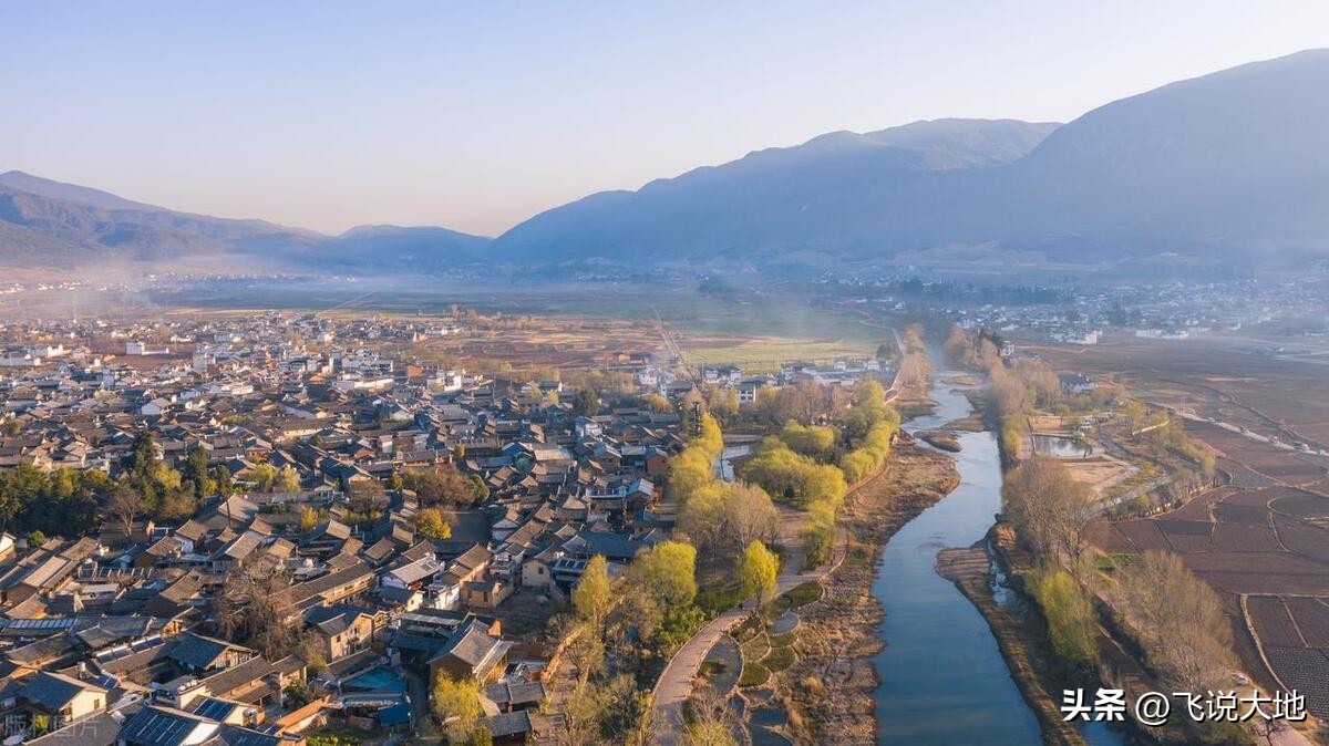 云南旅游必去的三个古镇,云南旅游必去的4个古镇