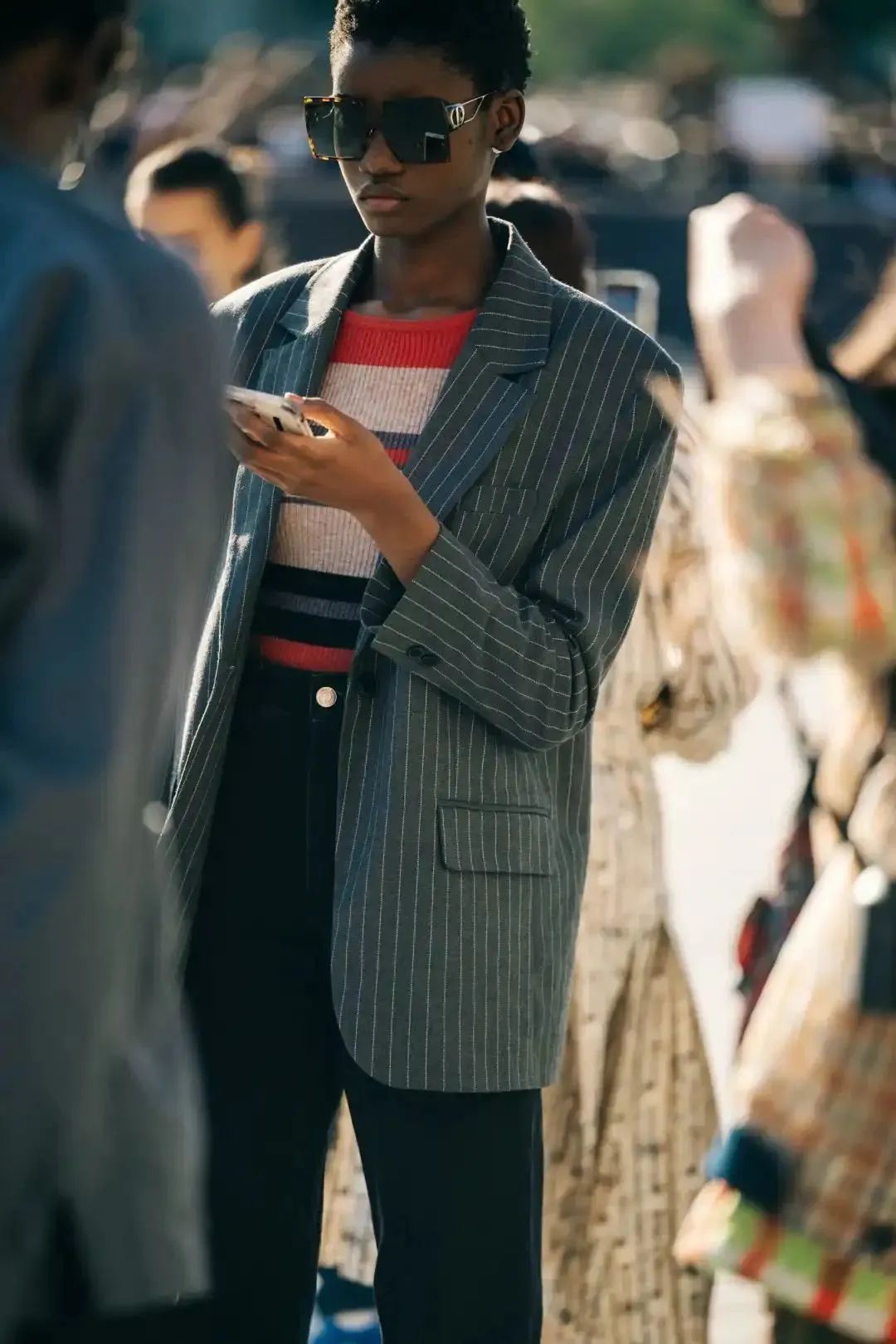 今年好看的毛衣穿搭,今年漂亮毛衣套装