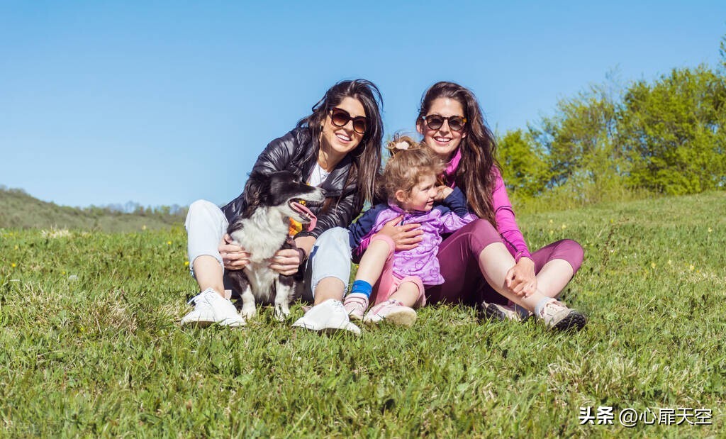 我们应当好好孝敬父母,我们要孝顺父母