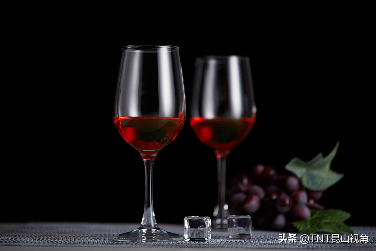 喝红酒醒酒的正确方法,干红酒怎么喝才正确