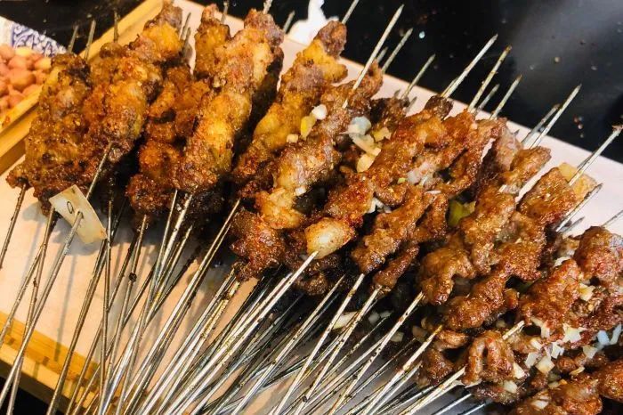 在东北火了30年的烧烤,东北烧烤哪家强