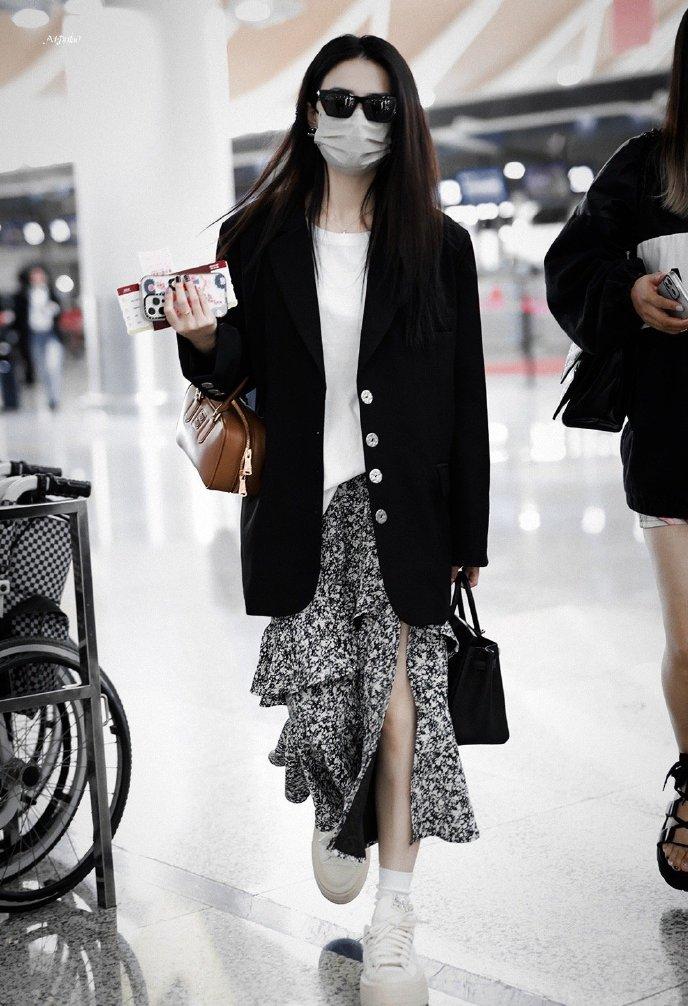 长款西装裙搭配高级感,西装搭配半身裙女款高级感