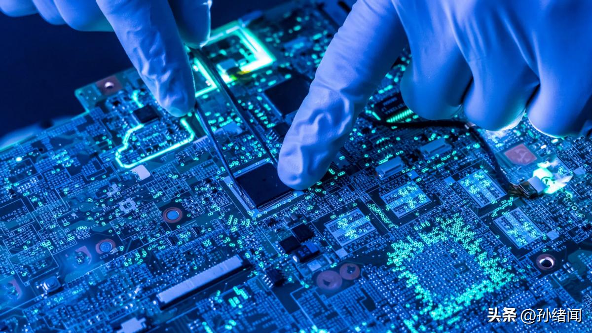 中方回应荷兰限制半导体技术出口,荷兰光刻机禁售对中国影响