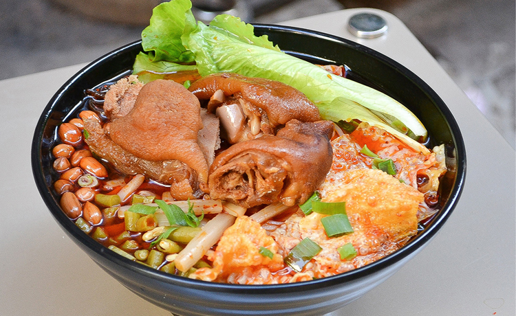 柳州学习螺蛳粉技术,柳州螺蛳粉汤料技术配方视频