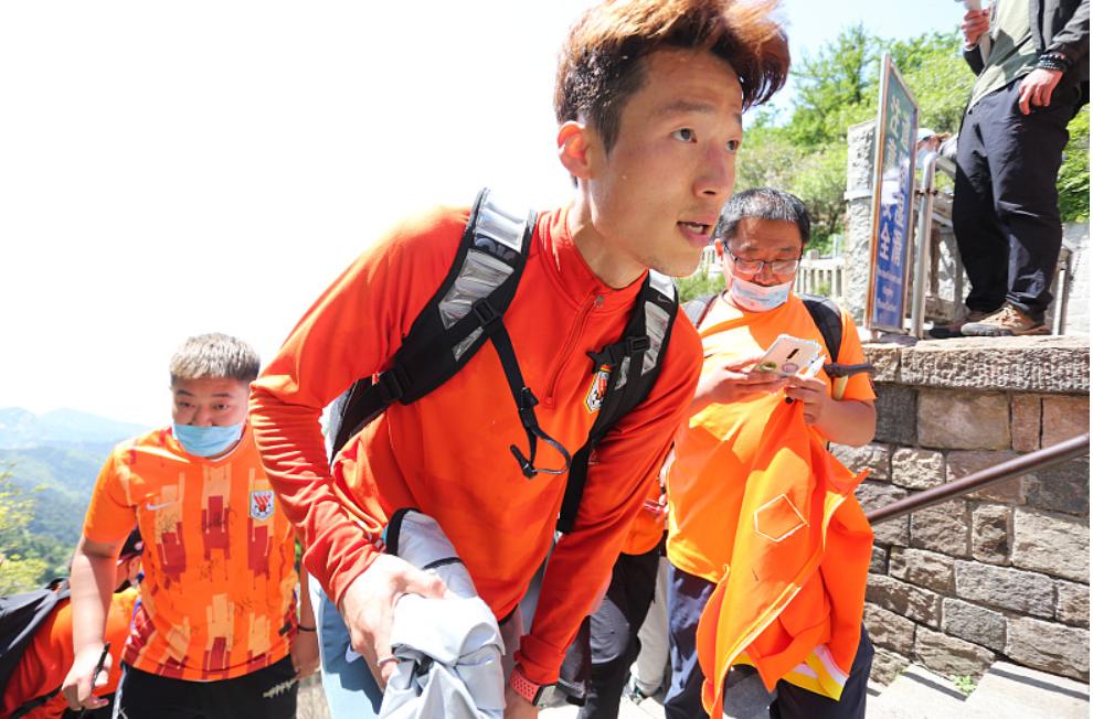 武磊和孙兴慜实力对比,武磊碾压孙兴慜