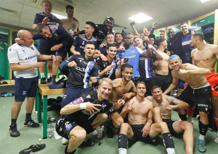 喜忧参半！法甲想签22岁国足中核，但深圳队不愿放人，留洋悬了