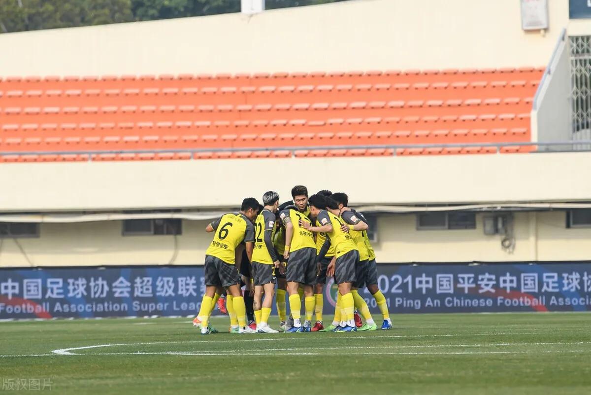 广州队被足协开罚单解读,广州队禁赛事件