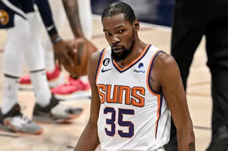 4年2亿，加盟太阳！本以为总冠军是囊中之物，你却发现没那么简单