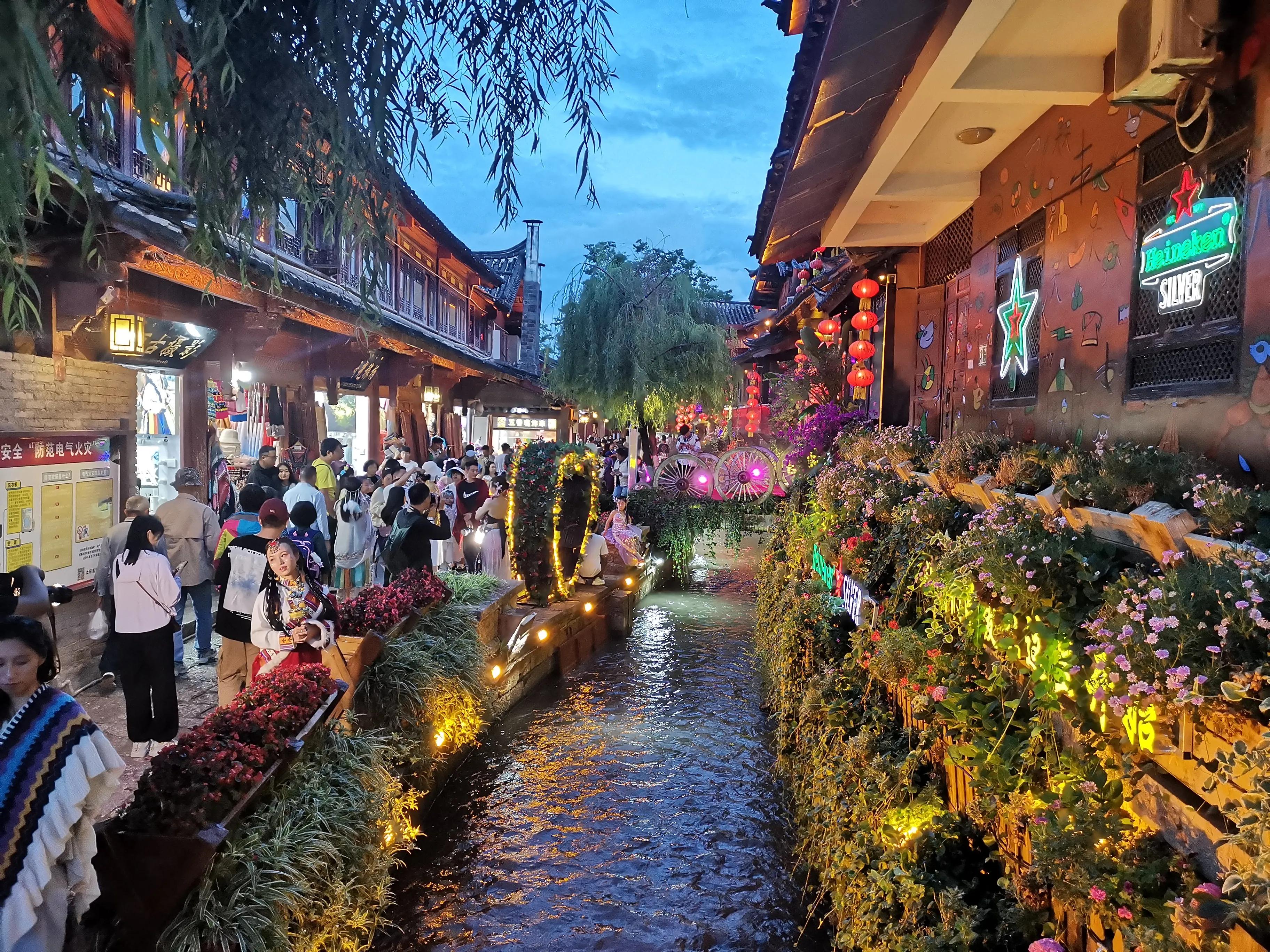 从大理古城到丽江有多少公里,云南丽江古城大理古城