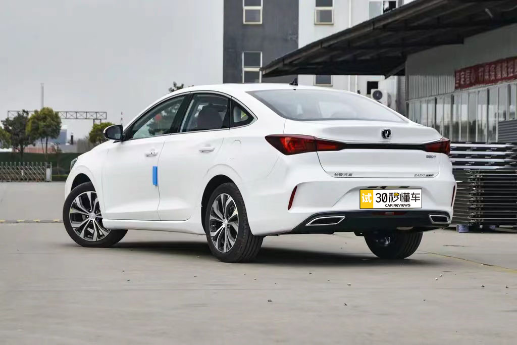 试驾长安逸动plus1.4t蓝鲸,逸动plus1.4t蓝鲸旗舰试驾