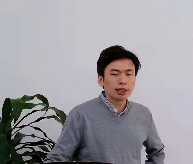 2018年，祖国一个电话，留美物理学家毅然回国，如今生活怎么样？