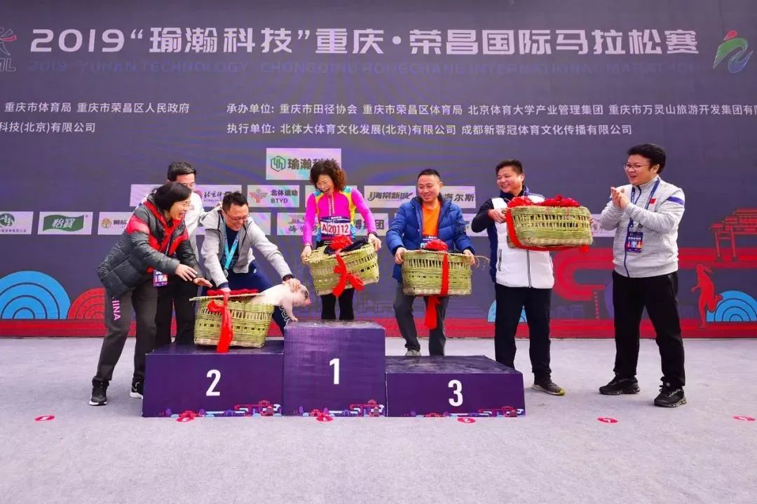 奇葩奖品,奇葩比赛赢了就能获得100万