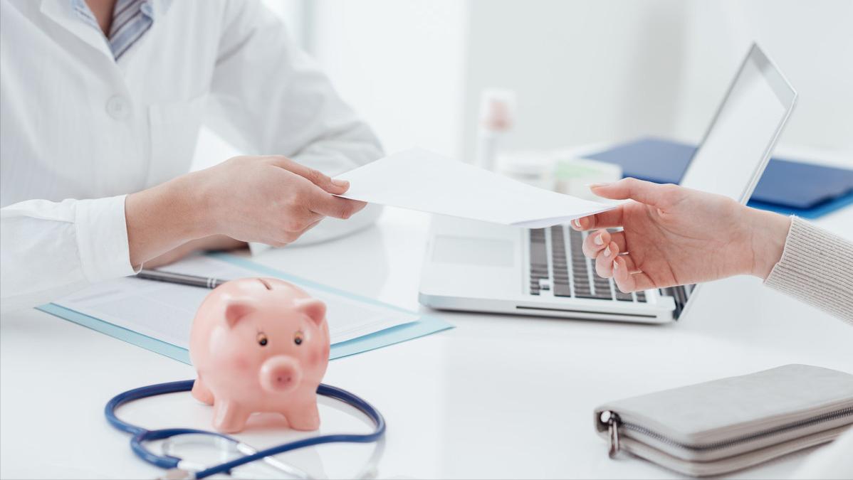 肝左叶血管瘤会转为癌症吗,肝血管瘤是癌症吗