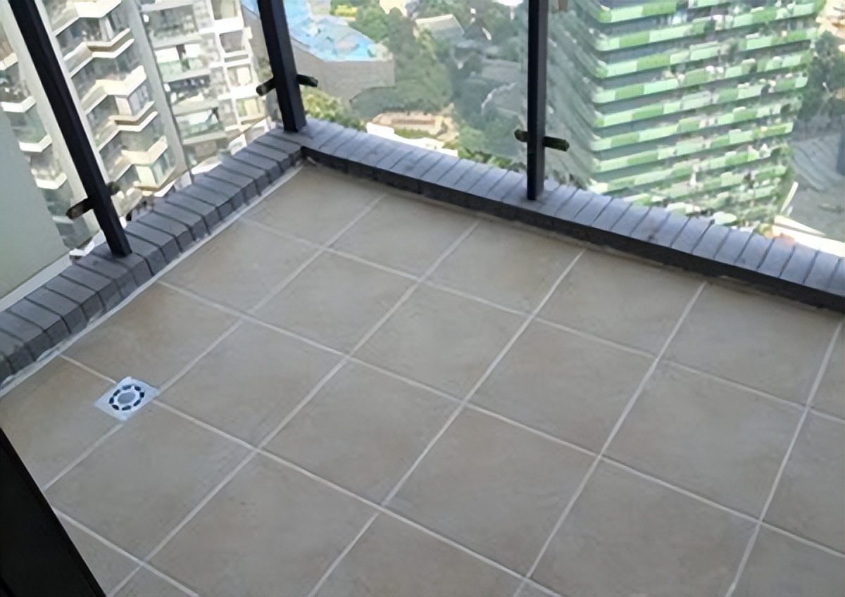 武汉市新洲区阳台漏水补漏,阳台墙壁漏水补漏胶