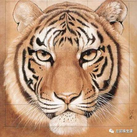 虎生肖戴什么首饰好运图片,生肖虎黄金的寓意和象征