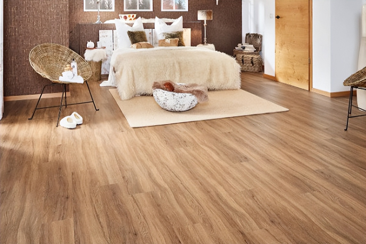 石晶地板好用么,比利时乐迈石晶地板是一线品牌吗