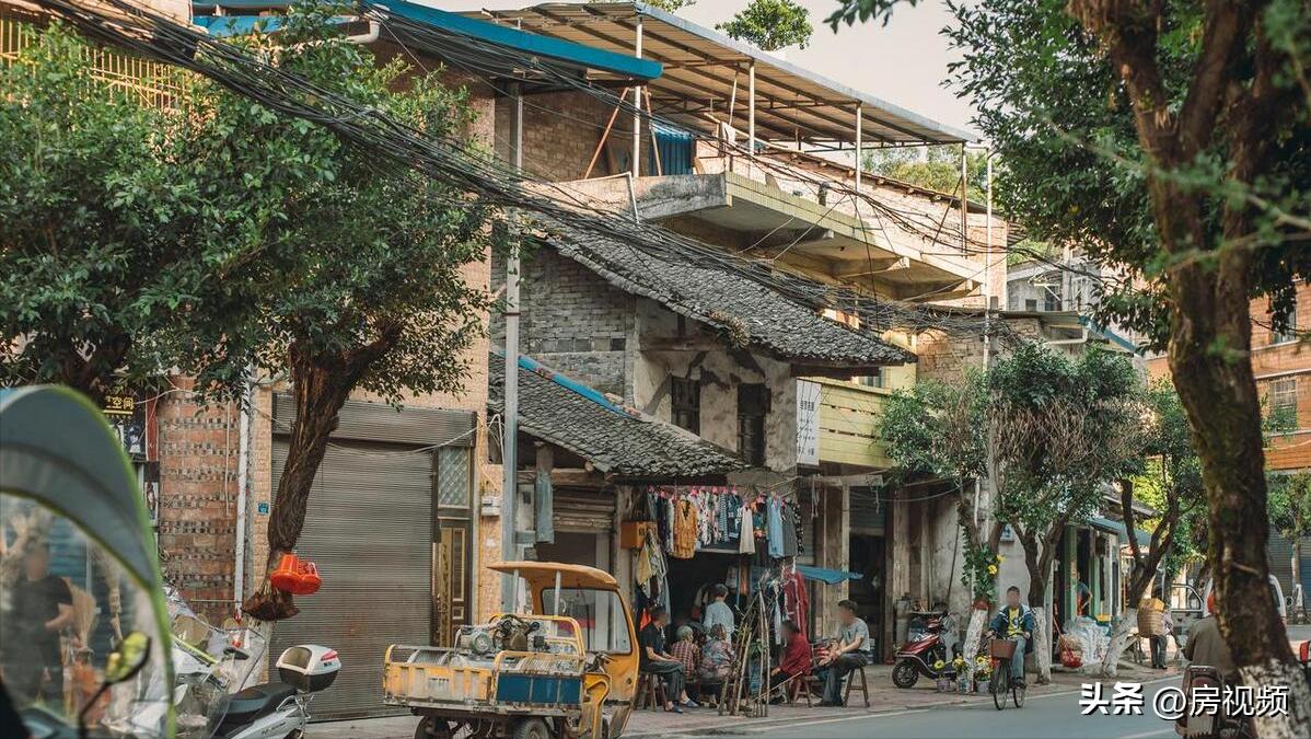 县城房价下跌值得入手吗,县城房价为什么这么难下降