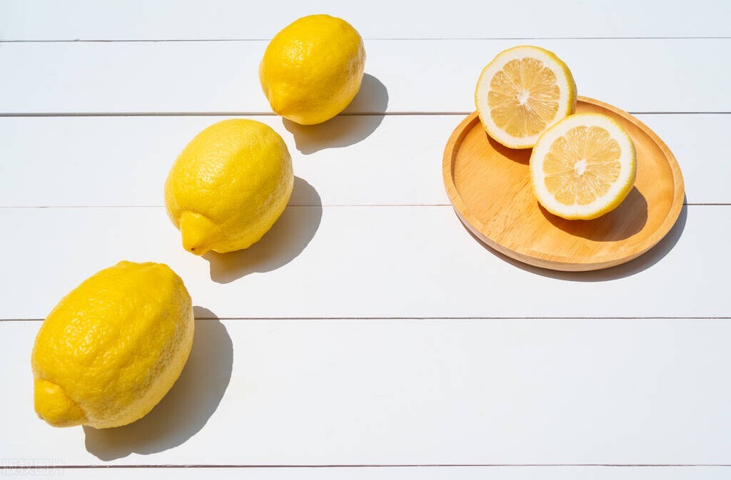 柠檬水怎么样泡最好喝,柠檬水怎么泡最好喝呢