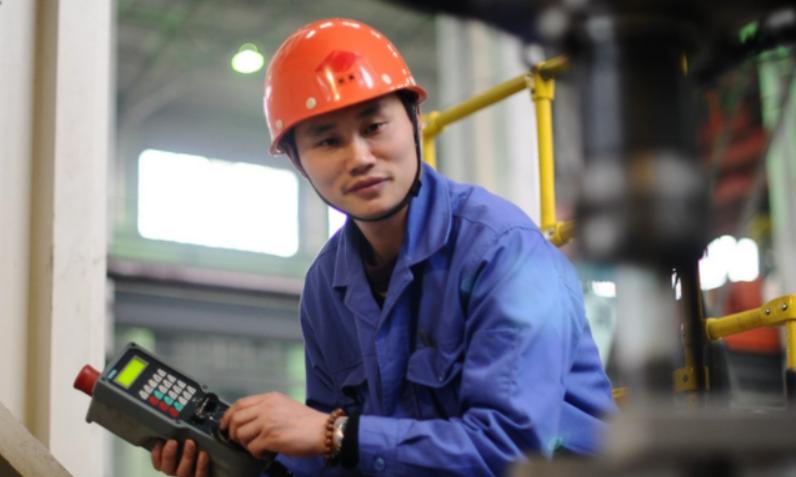 中国现在白领平均工资,中国白领失业率