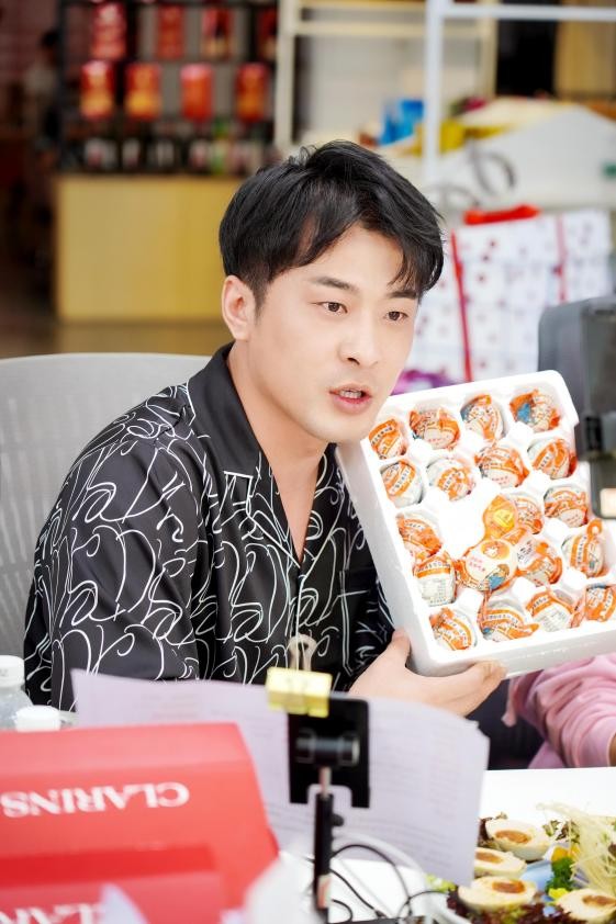 辛有志关心农村教育，浙江“稻蔬轮种”助农增收