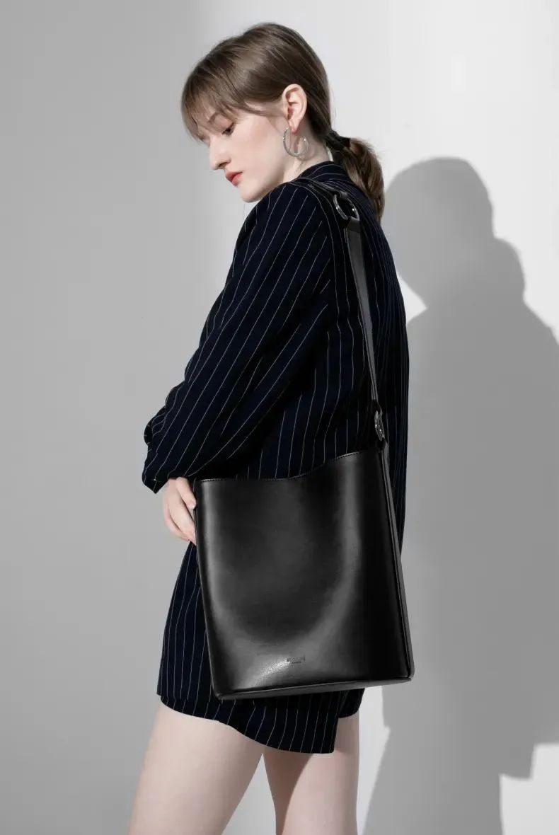 虞书欣同款双肩包平价,虞书欣10元包