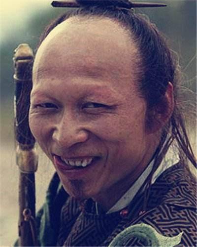 五位长得丑却娶了白天鹅的男星,5位长得丑却娶了白天鹅的男星