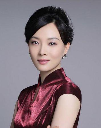 鍗佷節骞村墠浠栨姏寮冧簡浜茬敓濂冲効,鍗佷節骞村墠濂规姏寮冨弻鑳炶儙